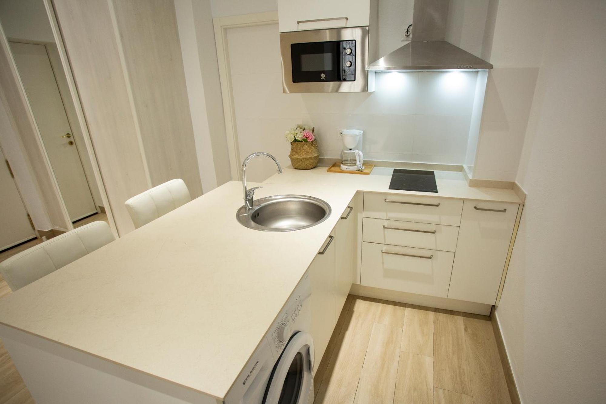 Wish Suite Cervantes Sevilla Bagian luar foto