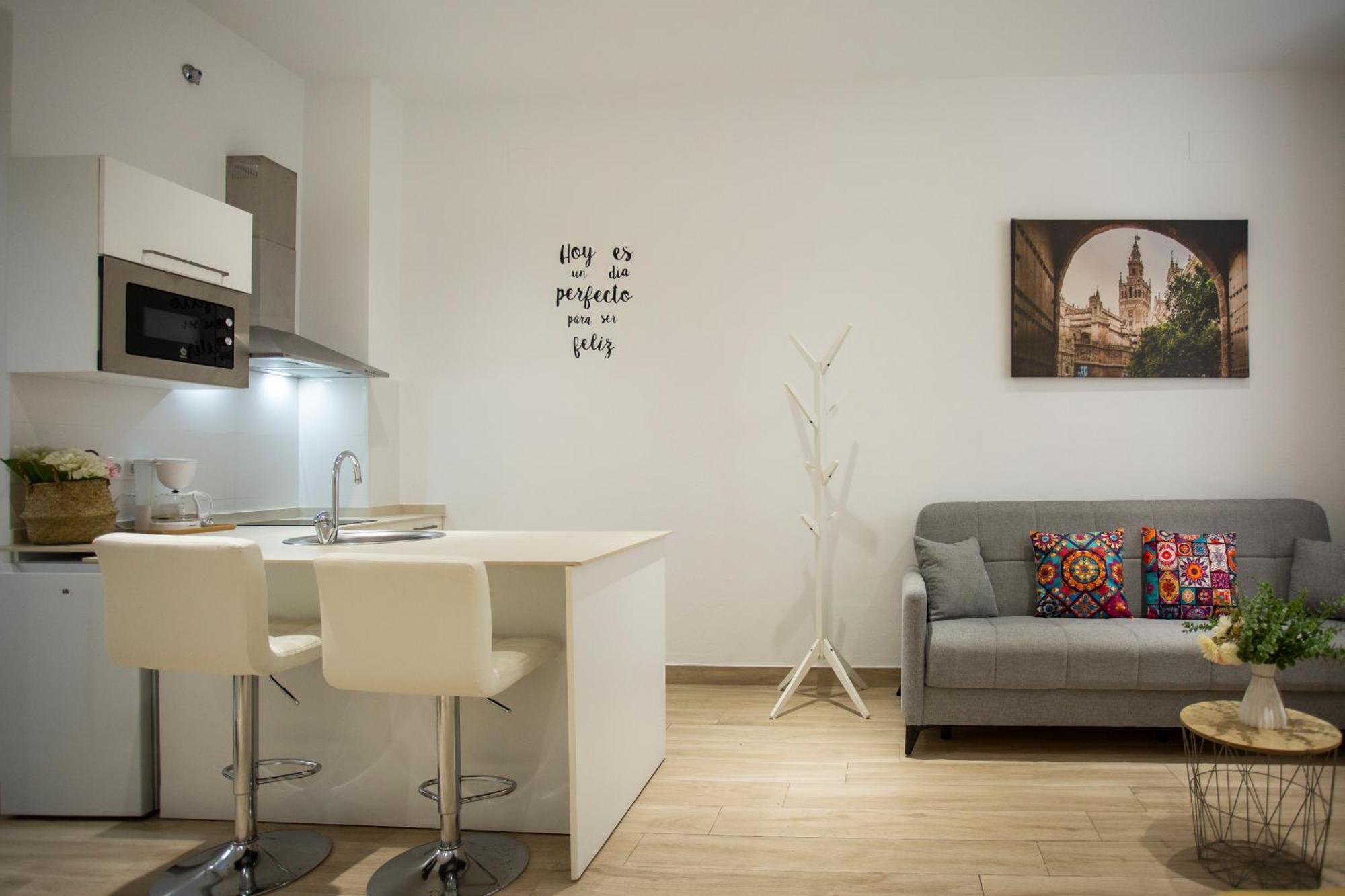 Wish Suite Cervantes Sevilla Bagian luar foto